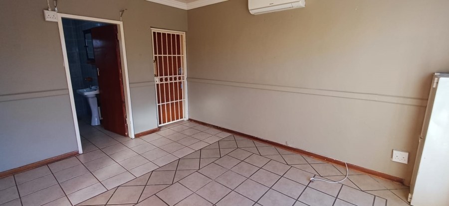 To Let 3 Bedroom Property for Rent in Panorama Free State